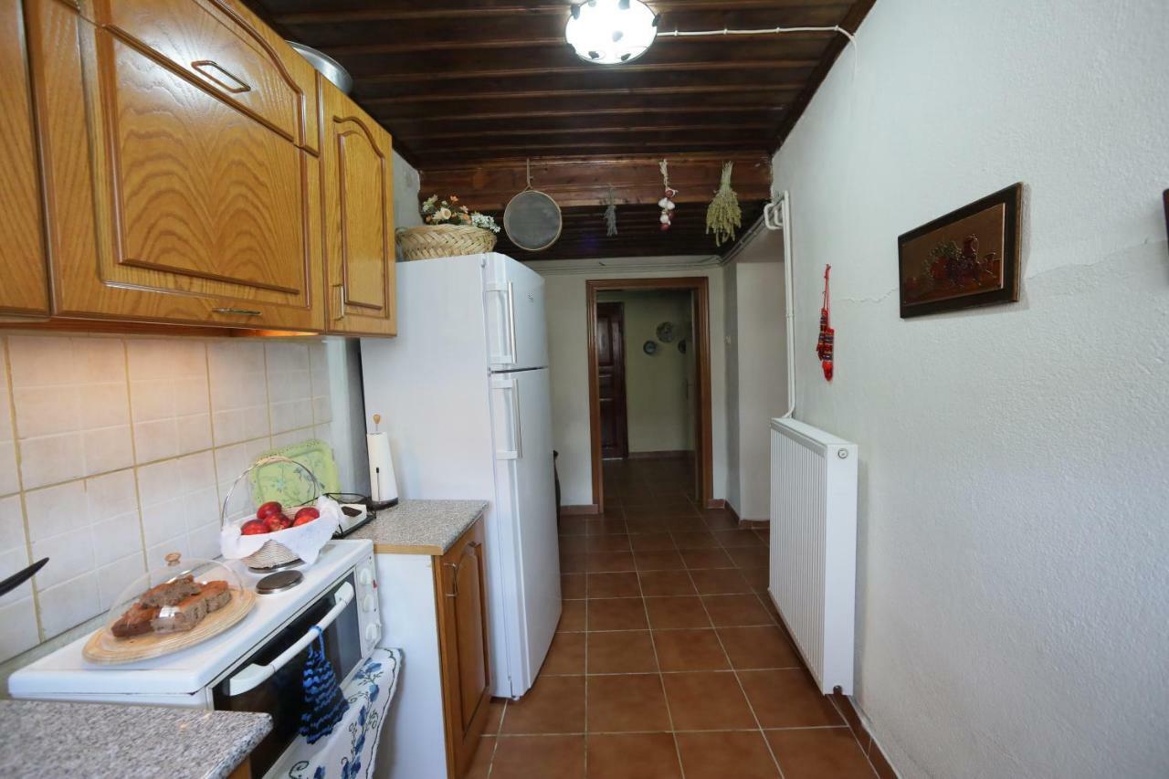 Dora'S House At Agios Germanos Prespes Guest House Luaran gambar