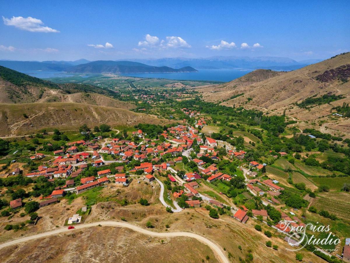 Dora'S House At Agios Germanos Prespes Guest House Luaran gambar