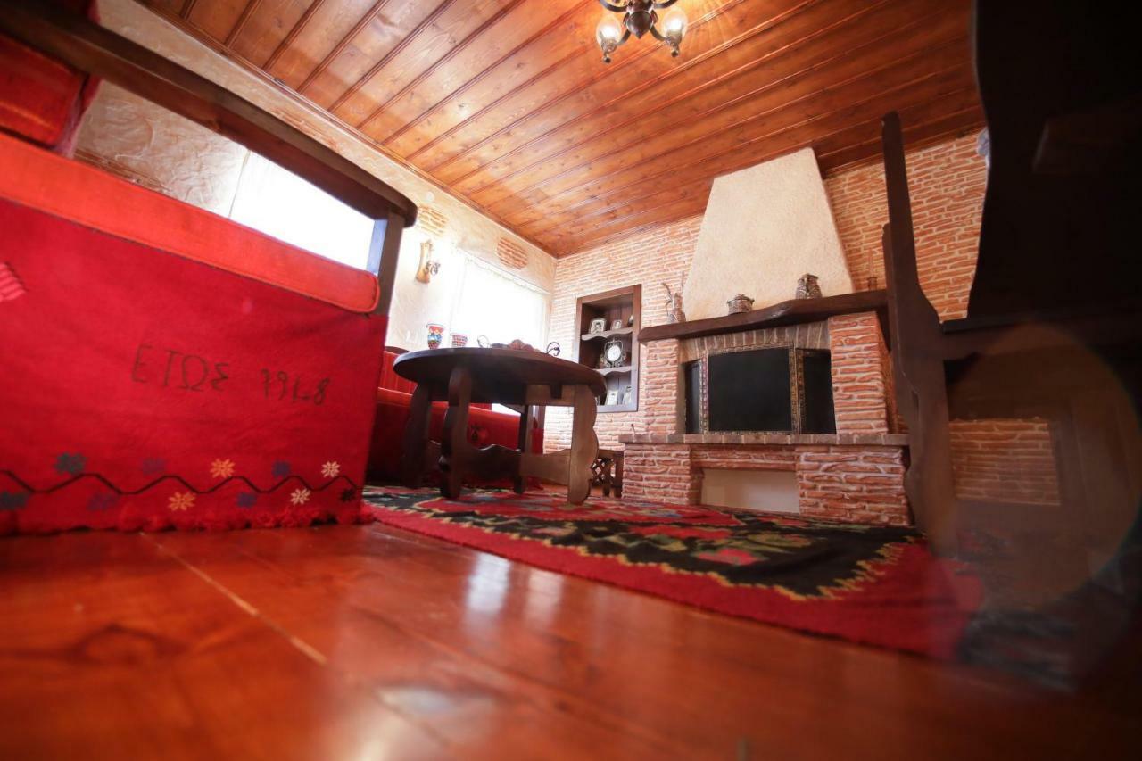 Dora'S House At Agios Germanos Prespes Guest House Luaran gambar